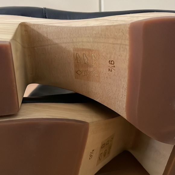 NWOT Madewell Marco Black Leather Chelsea Wood Platform Clogs Ankle Boots - Picture 7 of 9